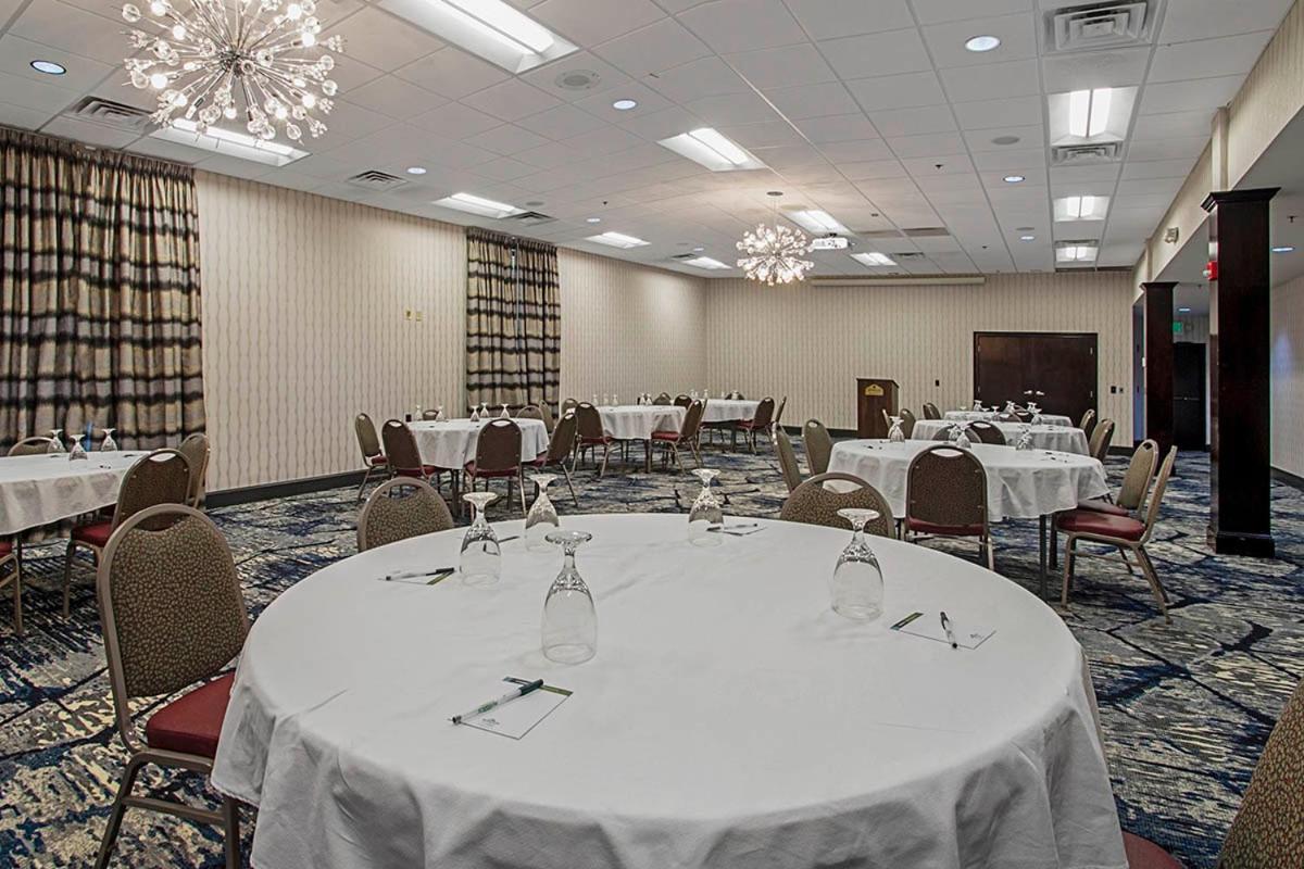 Wingate By Wyndham Macon I-75 Hotel Exterior photo